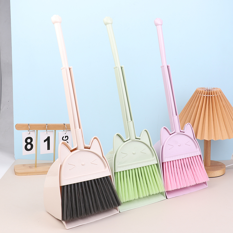 Kids Outdoor Broom - Karikatür Tarzı Yürümeye Başlayan Süpürge Faraş,