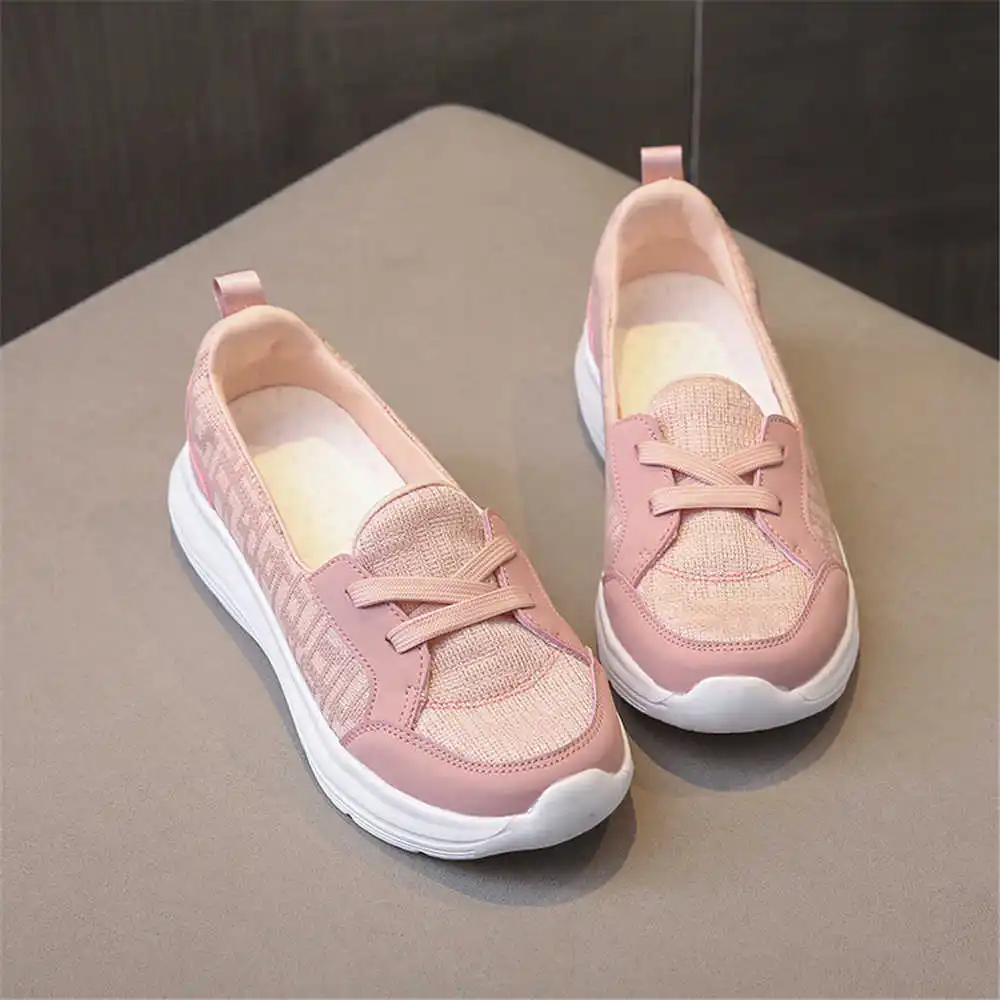 pembe ekstra büyük boy kadın a - Kids Outdoor Netball Shoes incelemesi ve fiyatı