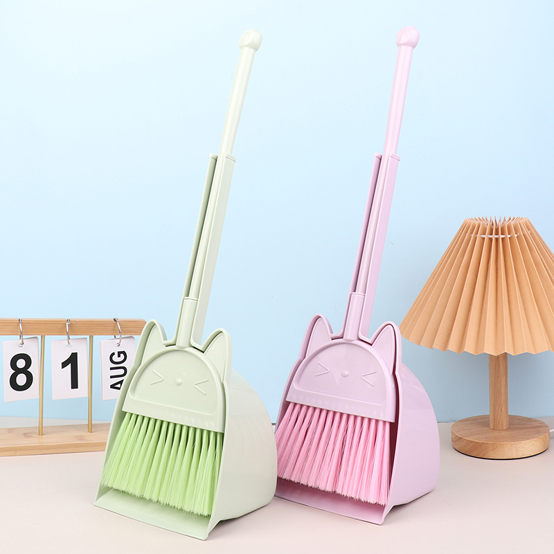 Karikatür Tarzı Yürümeye Başla - Kids Outdoor Broom incelemesi ve fiyatı