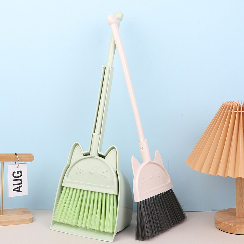 Karikatür Tarzı Yürümeye Başla - Kids Outdoor Broom incelemesi ve fiyatı